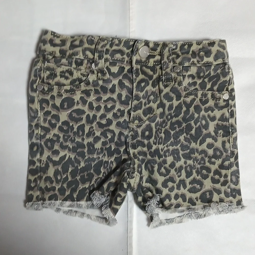 Joe's Kids The Wildlife Shorts in Water lily